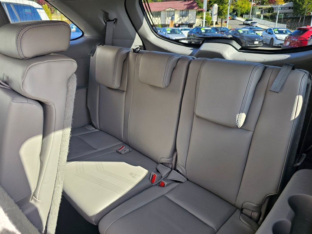 Used 2018 Toyota Highlander XLE AWD/4WD image 17