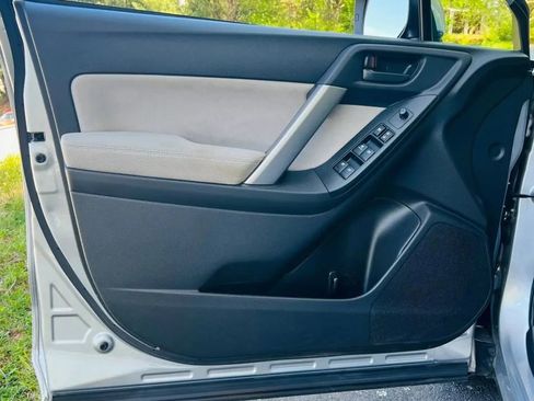 Used 2015 Subaru Forester 2.5i Premium AWD/4WD image 20