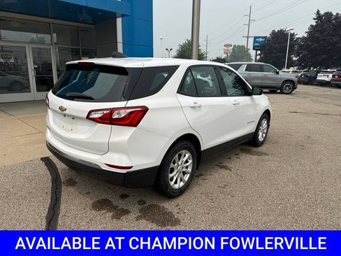Used 2018 Chevrolet Equinox LS FWD image 3