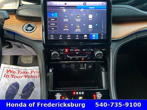 Used 2025 Jeep Grand Cherokee L Summit image 38