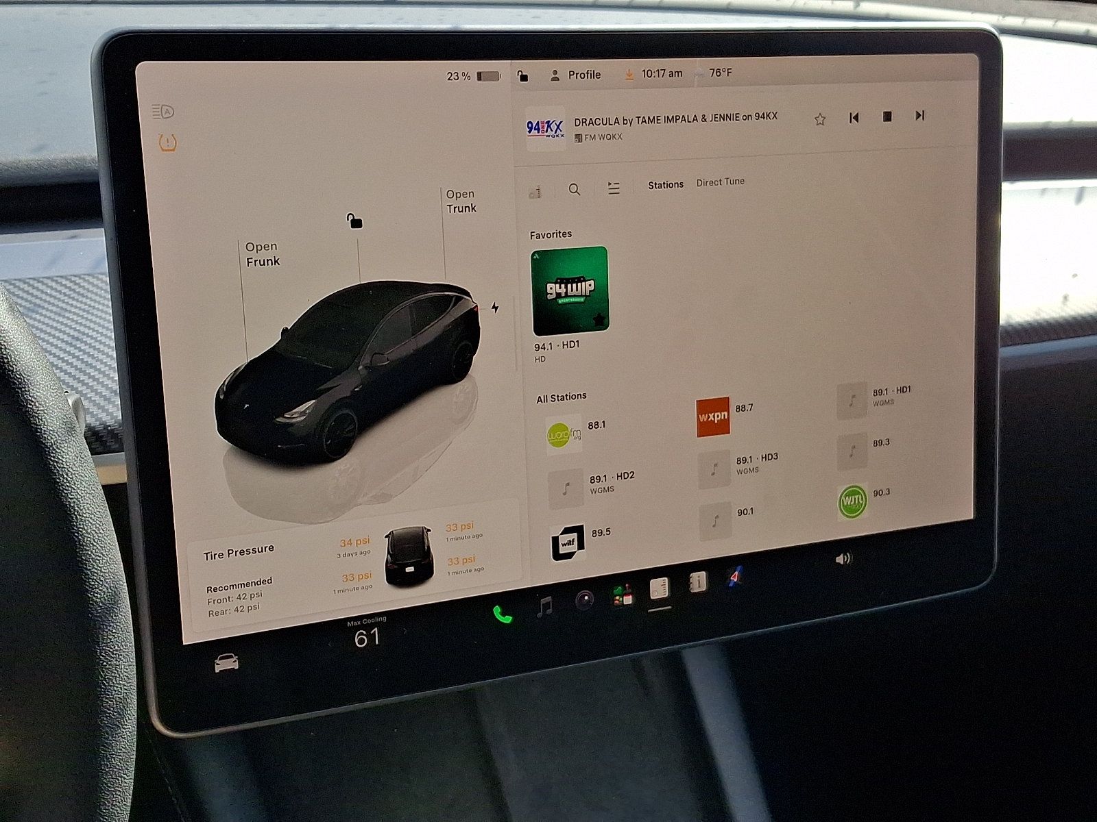 Used 2023 Tesla Model Y Performance AWD/4WD image 17