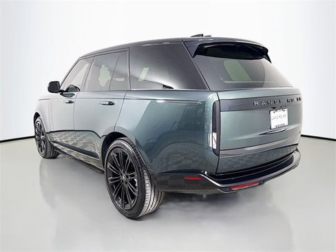 Used 2025 Land Rover Range Rover SE image 7