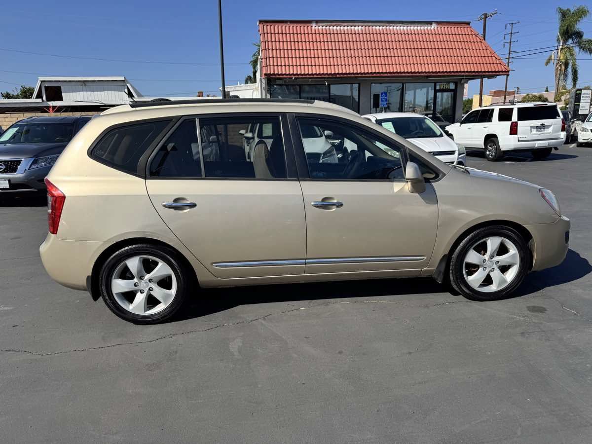 Used 2007 Kia Rondo EX w/ Premium Pkg FWD image 7