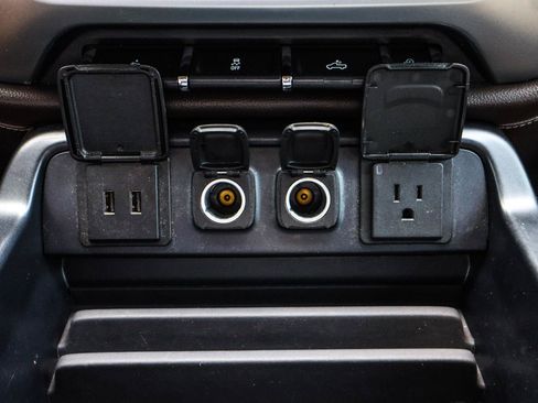 Used 2018 GMC Sierra 1500 SLT w/ SLT Premium Package AWD/4WD image 11