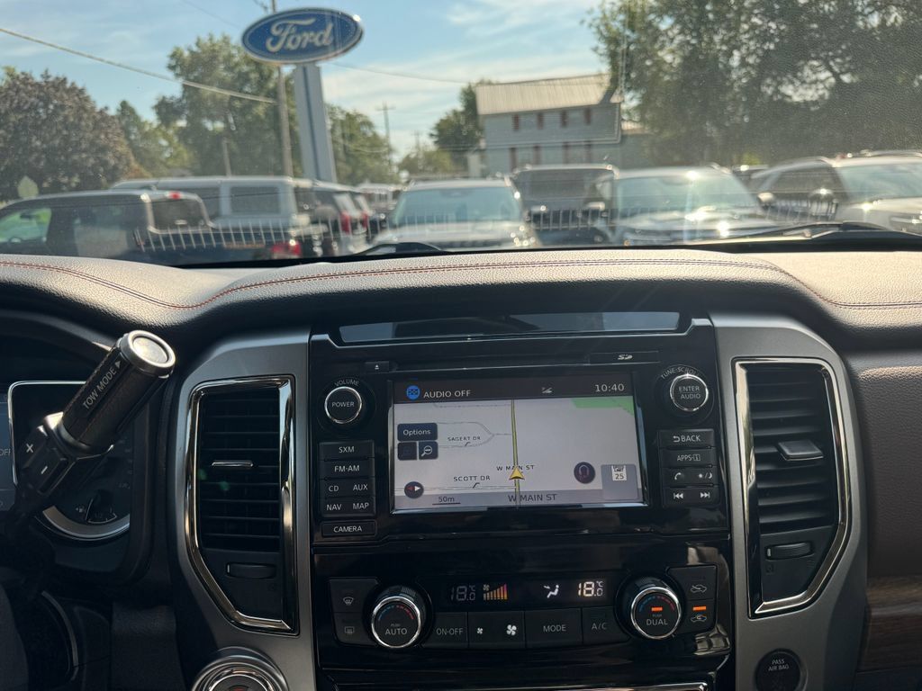 Used 2018 Nissan Titan Platinum Reserve AWD/4WD image 27