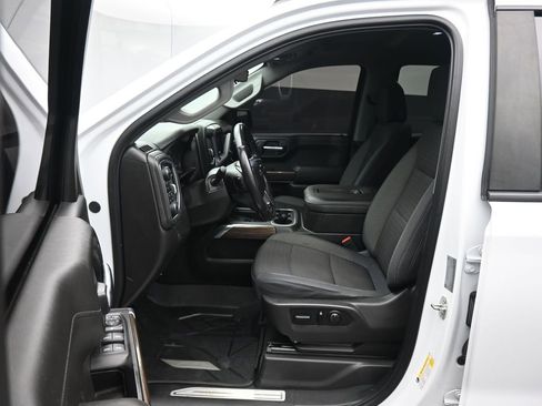 Used 2019 Chevrolet Silverado 1500 RST image 12