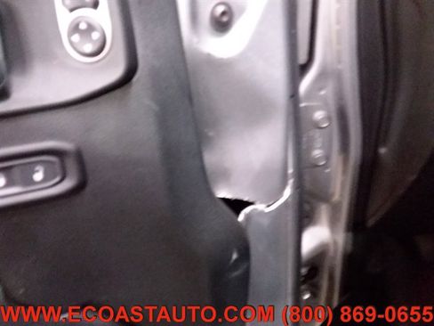 Used 2021 Jeep Gladiator Sport image 19