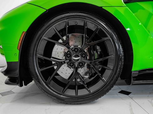 Used 2024 Aston Martin DBX 707 image 4