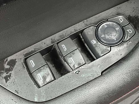 Used 2025 Chevrolet Blazer RS w/ Driver Confidence II Package image 18