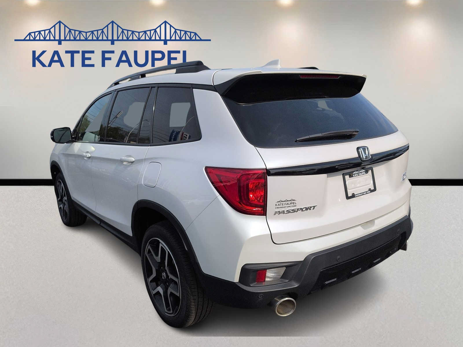 Used 2023 Honda Passport Elite image 5