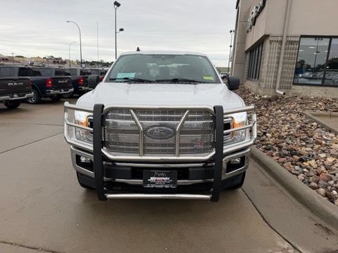 Used 2020 Ford F150 XLT w/ Equipment Group 302A Luxury AWD/4WD image 2