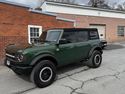 Used 2023 Ford Bronco Big Bend w/ Sasquatch Package image 9
