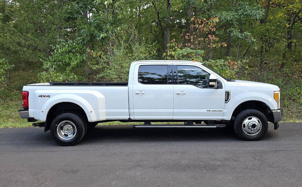 Used 2017 Ford F350 Lariat AWD/4WD image 39