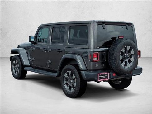 Used 2019 Jeep Wrangler Unlimited Sahara image 7