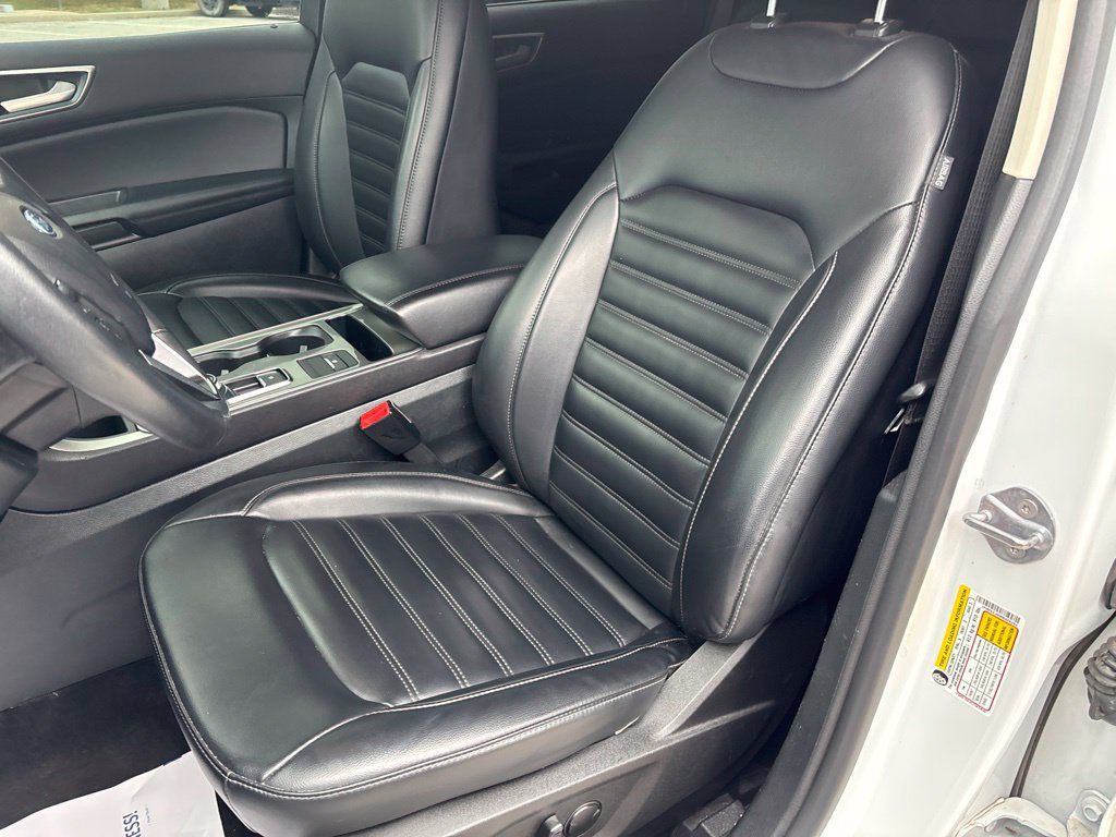 Used 2024 Ford Edge SEL AWD/4WD image 34