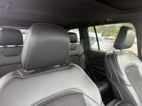 Used 2023 Jeep Grand Cherokee Altitude image 23