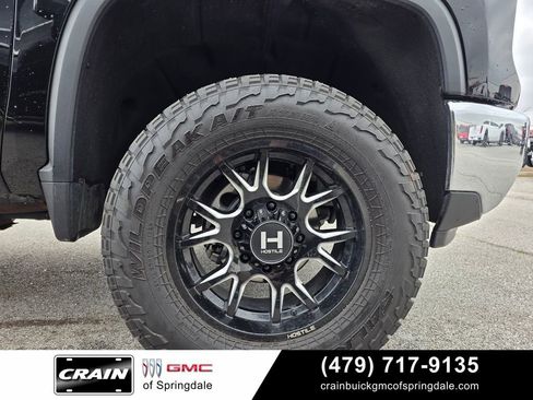 Used 2024 Chevrolet Silverado 2500 LTZ w/ LTZ Premium Package AWD/4WD image 29