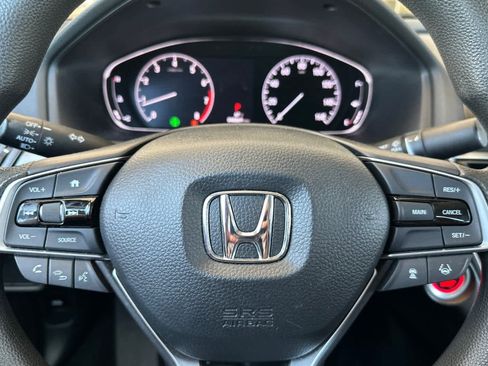 Used 2019 Honda Accord LX image 24