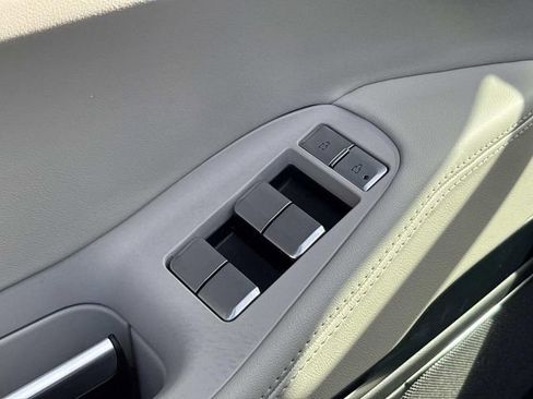 New 2025 Lincoln Navigator L Reserve AWD/4WD image 22