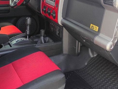 Used 2012 Toyota FJ Cruiser 4WD w/ Trail Teams Special Edition image 20