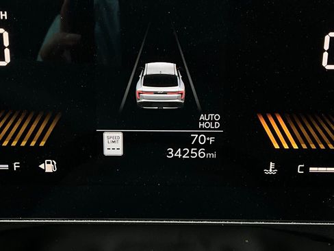 Used 2025 Kia K4 LXS image 39