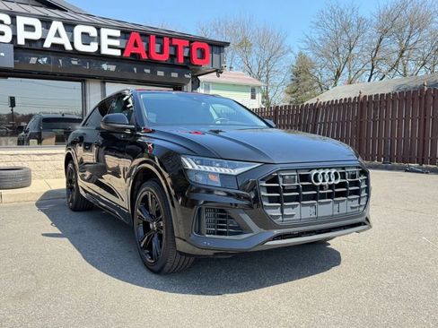 Used 2023 Audi Q8 Premium Plus w/ Premium Plus Package AWD/4WD image 4
