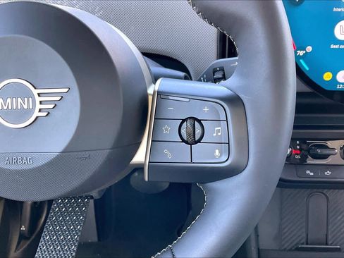 Used 2025 MINI Cooper S image 24