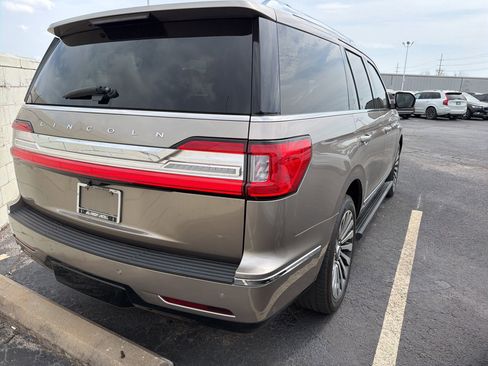 Used 2020 Lincoln Navigator Reserve w/ Luxury Package image 8