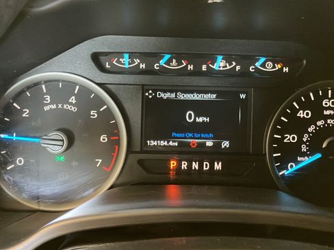 Used 2020 Ford F150 XLT w/ Equipment Group 302A Luxury AWD/4WD image 19