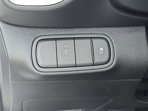 New 2026 Hyundai Venue SEL FWD image 25