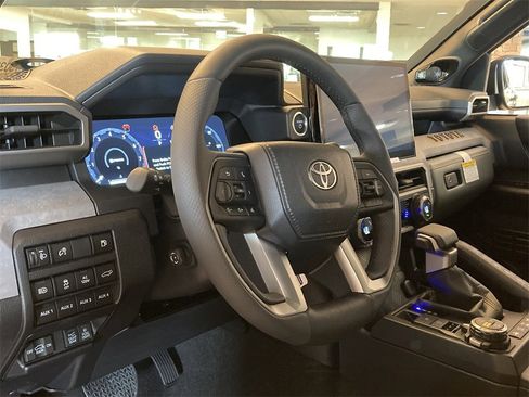 New 2026 Toyota 4Runner Trailhunter image 10