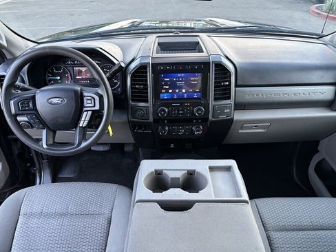 Used 2020 Ford F350 XLT AWD/4WD image 9