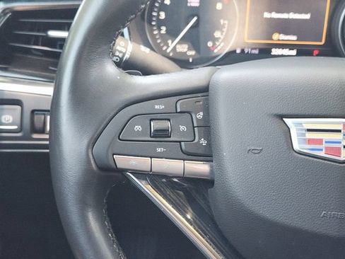 Used 2022 Cadillac XT6 Premium Luxury w/ Technology Package FWD image 29
