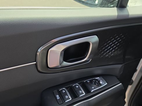 New 2026 Kia Sorento S FWD image 18