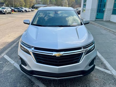 Used 2022 Chevrolet Equinox LT image 5