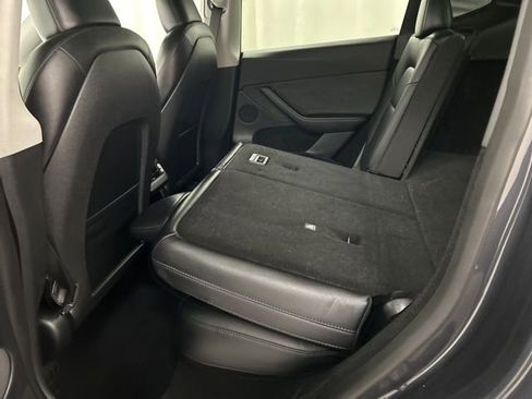 Used 2024 Tesla Model Y Long Range image 24