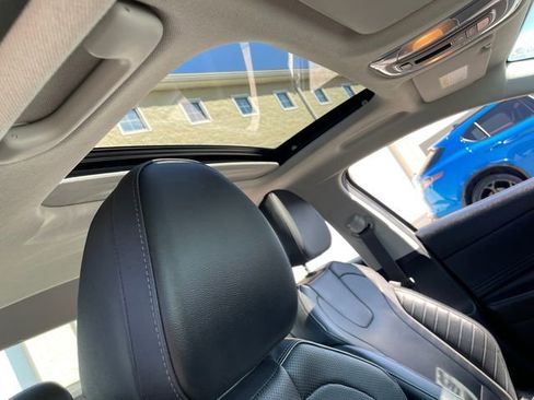 Used 2023 Hyundai Elantra Limited image 38