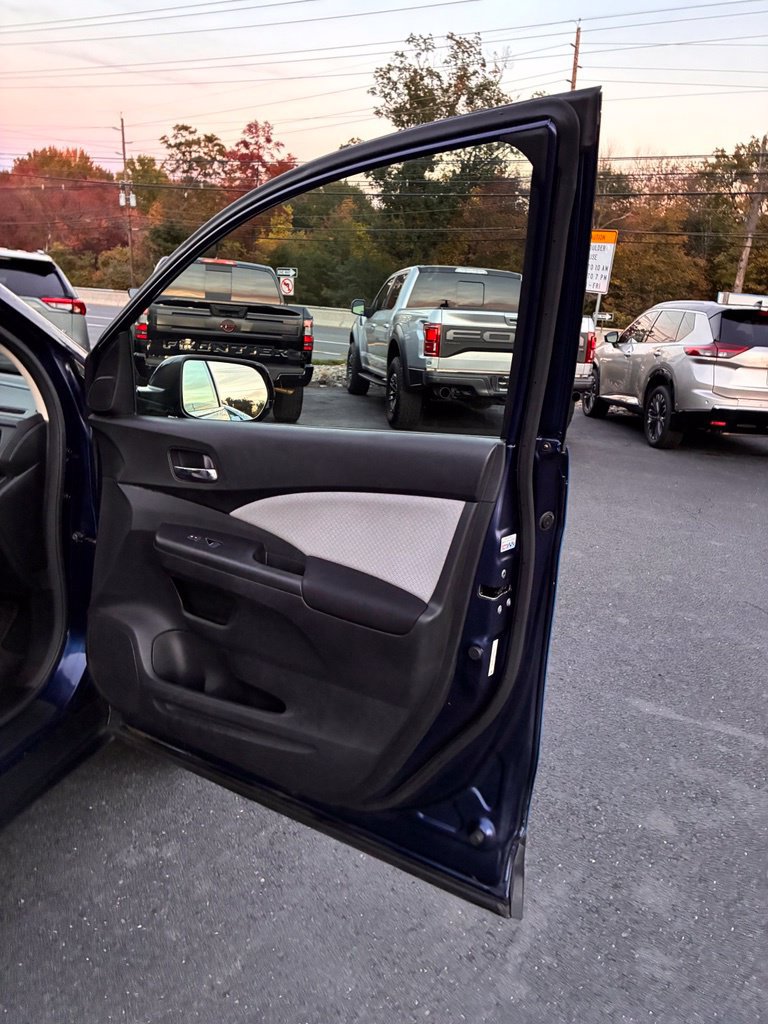Used 2015 Honda CR-V EX image 20