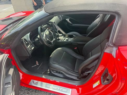 Used 2016 Chevrolet Corvette Stingray Convertible w/ 2LT Preferred Equipment Group RWD image 9
