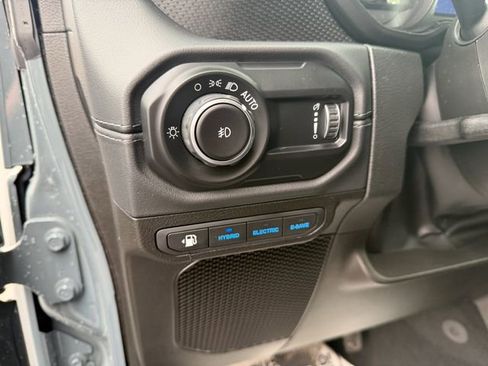 Used 2025 Jeep Wrangler Unlimited Rubicon 4xe w/ Safety Group image 15