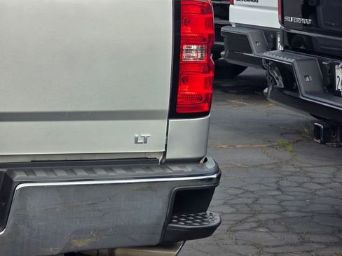 Used 2018 Chevrolet Silverado 1500 LT w/ All Star Edition RWD image 8