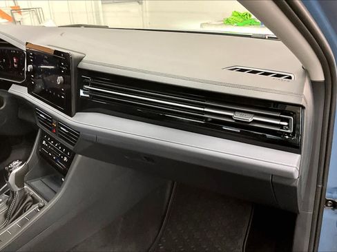 New 2026 Volkswagen Jetta SEL image 28