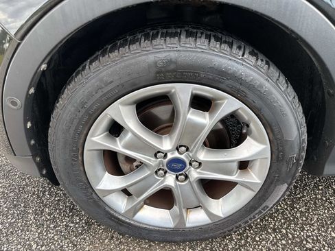 Used 2014 Ford Escape Titanium w/ Equipment Group 401A AWD/4WD image 11