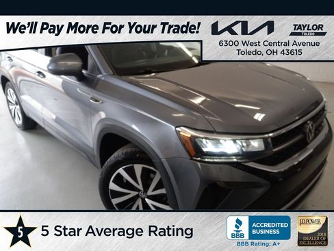 Used 2024 Volkswagen Taos SE FWD image 1