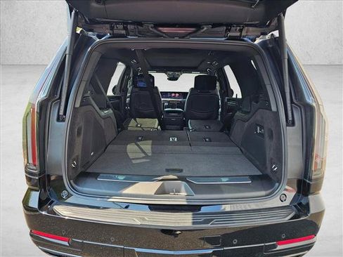 Used 2025 Cadillac Escalade Sport w/ Touring Package AWD/4WD image 11