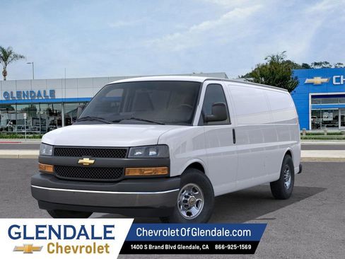 New 2026 Chevrolet Express 2500 Extended w/ Driver Convenience Package RWD image 6