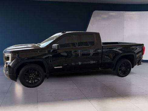 Used 2021 GMC Sierra 1500 Elevation RWD image 2