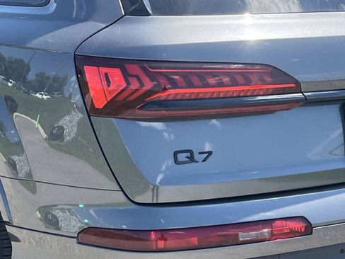 Used 2024 Audi Q7 2.0T Premium Plus w/ Premium Plus Package AWD/4WD image 10