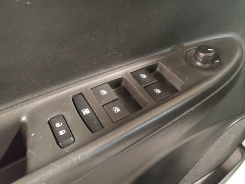 Used 2022 Chevrolet Spark LT FWD image 27