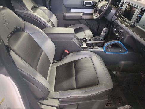 Used 2023 Ford Bronco Black Diamond image 28